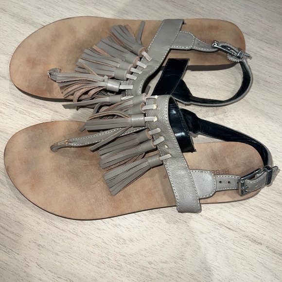 Rebecca Minkoff Tan Fringe Sandals - Picture 4 of 8